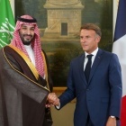 محمد بن سلمان وماكرون يبحثان مستجدات المنطقة