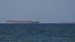 إعفاءات أمريكية جديدة .. الخزانة الأمريكية حول النفط الروسي