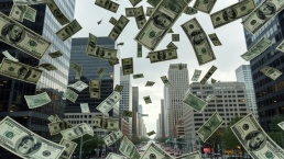 أكثر من تريليون دولار ستضاف إلى الدين العام إذا طبق ترامب وعده