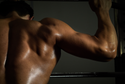 "تيك توك" وصورة الجسد المثالي.. كابوس خفي للشباب!