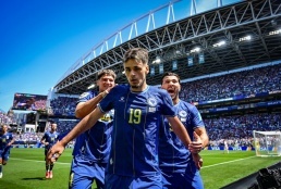 تاريخ يُكتب.. البوسنة أول المتأهلين كأفضل ثالث إلى دور الـ32