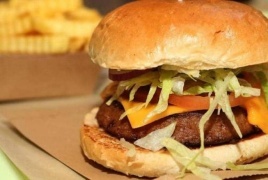 الأثر المفزع.. ماذا يحصل لجسمك عندما تأكل وجبة سريعة يوميا؟