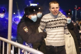 توتّر في موسكو: اعتقال المعارض العائد إلى بلاده نافالني وبعض مناصريه