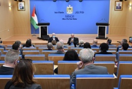 اشتية خلال لقائه 51 سفيرا وقنصلا أجنبيا: لدينا إرادة سياسية قوية لإنجاح إجراء الانتخابات