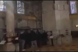 فيديو- سلطات الاحتلال توقف أعمال الترميم والصيانة في الأقصى