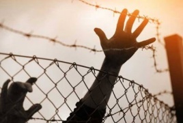 12 أسيرا يدخلون أعواما جديدة في سجون الاحتلال