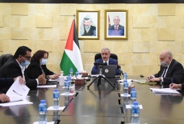 خلية متابعة اللقاحات تبحث الجاهزية للبدء في التطعيم واشتية يوعز بالعمل على البدء بالتسجيل للتطعيم