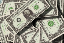 خبراء يكشفون متى يجب الاحتفاظ بالدولار أو التخلي عنه