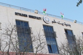 رئيس بلدية بيت لحم لتنفيذ مشروع محطة إنتاج طاقة كهربائية بحديقة ماري دوتي   