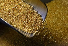  الذهب يسجل أكبر صعود شهري وسط تراجع الدولار