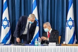  "إسرائيل".. مهلة تشكيل الحكومة تنتهي الليلة وغانتس يوقع اتفاقا مع لبيد