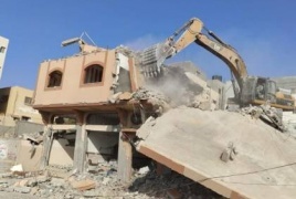 الاحتلال يُسلم 16 اخطارا لهدم منازل وآبار مياه وبركسات جنوب الخليل