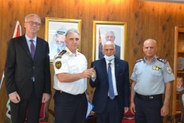 الدفاع المدني في بيت لحم يتسلم منحة من الدفاع المدني لتشيكي
