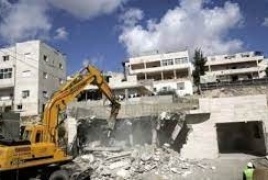 القدس- هدم مدرسة قيد الإنشاء في مخيم شعفاط