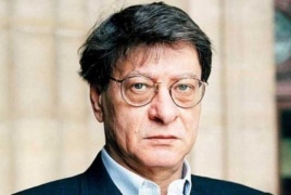 13 عاما على رحيل شاعر فلسطين محمود درويش