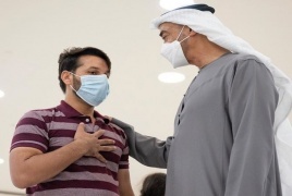 ولي عهد أبو ظبي يتفقد مدينة الإمارات الإنسانية التي تستضيف مؤقتا العائلات الأفغانية التي تم إجلاؤها من أفغانستان