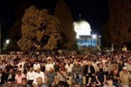 رغم الإجراءات والقيود- الآلاف يؤدون صلاة الفجر بالاقصى