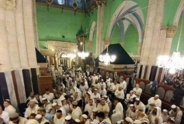 صور: المستوطنون يستبيحون المسجد الإبراهيمي