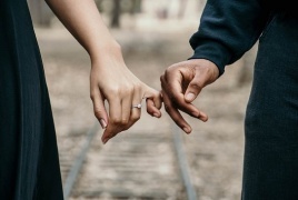  الأبراج الأكثر إخلاصًا فى الحب والصداقة.. الأسد صاحب صاحبه والسرطان لن ينساك