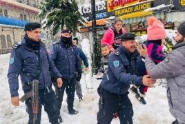 الشرطة تقدم 172 مساعدة ومهمة وتسجل 97 حادثا مروريا خلال المنخفض الجوي .