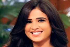 "عايزة إيه في عيد الحب؟".. طلب طريف من ياسمين عبدالعزيز في "الفالنتاين"