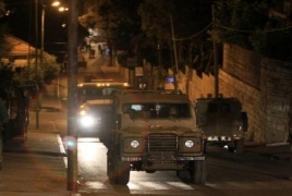 الاحتلال يقتحم جبل المكبر بالقدس و يقوم بحملات تفتيش بالمنطقة