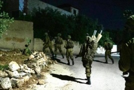 الاحتلال يعتقل نحو 70 فلسطينياً من الضفة والقدس المحتلتين