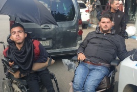 مصدر من المحافظة يرد .. اعتصام لذوي الاعاقة في الخليل