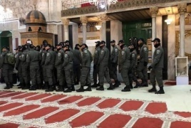 جيش الاحتلال يقتحم الحرم الإبراهيمي الشريف في الخليل 
