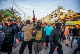 استطلاع - غالبية فلسطينية تؤيد فكرة تشكيل كتائب مسحلة