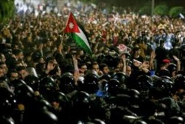 قتيل واصابتان من الأمن الاردني في أعمال احتجاجية تنديدا بغلاء الاسعار