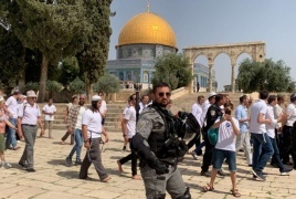 أقتحمت مجموعة من مستعمرون  المسجد الأقصى وأدوا  صلوات تلمودية