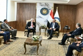 أعلنت شركة بترول أمريكية ضخ استثمارات جديدة بامتيازاتها في مصر