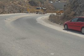 اغلق الاحتلال بوابتي جسر جبارة جنوب مدينة طولكرم