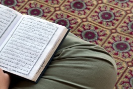  شددت دار الإفتاء المصرية  جدل قراءة القرآن بالآلات الموسيقية والترنم به