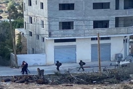 اقتحمت قوات الاحتلال مدرسة حارس ويحتجز الطلبة والمعلمين غرب سلفيت 