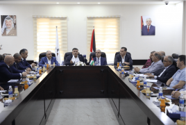 التقى محافظ سلطة النقد  بمحافظ نابلس وممثلي القطاع الخاص لبحث تحديات الأعمال والتمويل