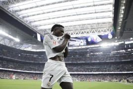 تميز ​​​​​​​فينيسيوس  بجائزة جديدة في ريال مدريد