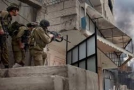 استولى الاحتلال  على منزل في قرية المغير ويحوله لثكنة عسكرية شمال شرق رام الله .