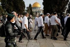 اقتحم 144 مستعمرا المسجد الأقصى وأدوا طقوسا تلمودية بحماية قوات الاحتلال.