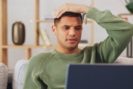 اكتشف علماء كلية لندن الجامعية أن فئة محددة من الأشخاص تبحث عن الأخبار السيئة لقراءتها.