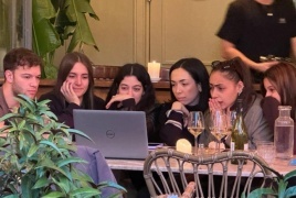 صرحت هيئة البث الإسرائيلية أن  القسام يسلم السبت اربع اسرى إسرائيليين إضافيين