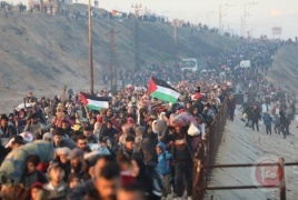  الفلسطينون ينتظرون بدء تنفيد وقف إطلاق النار 734 يوما للحرب .