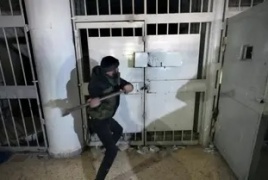 ناجون من سجن صيدنايا  يؤسسون رابطة معتقلي الثورة السورية .