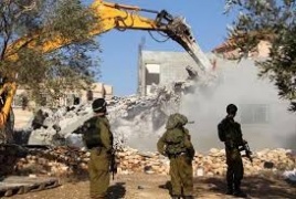 الاحتلال يهدم منزلا في بيت حنينا شمال القدس
