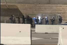  الاحتلال يعتقل مقدسيًا من "الأقصى" وعدة شبان على حاجز شعفاط
