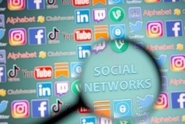 تأثير مواقع التواصل الاجتماعي على الصحة النفسية