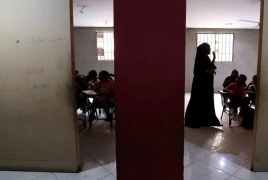  أسامة كامل تعرض  لهجوم حاد على بسبب إهانة السيدات أثناء حديثه عن صفقة اللاعب المصري أحمد سيد زيزو.