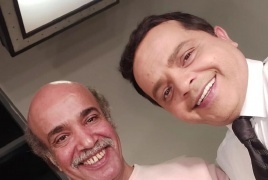  محمد هنيدي يكشف سبب غيابه عن جنازة سليمان عيد بمصر.