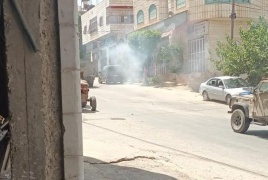 جنود الاحتلال يطلقون النار على مزارعين في بيت امر ويصادر جرارين زراعيين